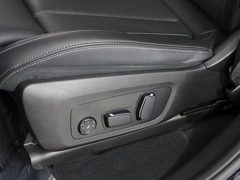 Used 2024 BMW X4 xDrive30i w/ Premium Package AWD/4WD image 23