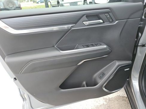 New 2025 GMC Acadia Elevation w/ Black Edition image 17