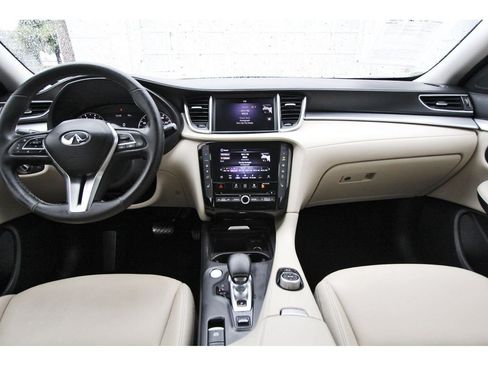 Used 2020 INFINITI QX50 Luxe w/ Cargo Package AWD/4WD image 9