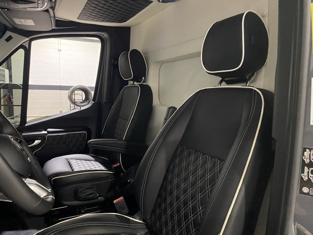 Used 2025 Mercedes-Benz Sprinter 3500 image 15