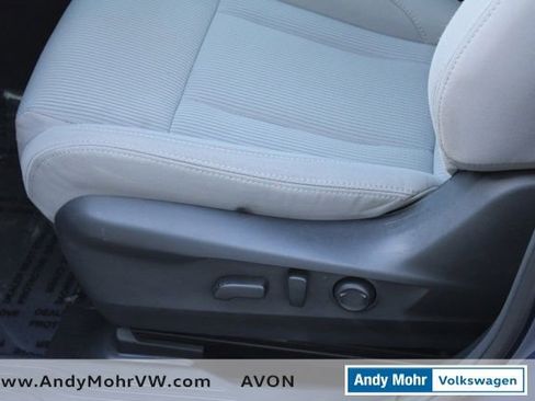 Used 2023 Subaru Legacy Premium image 16