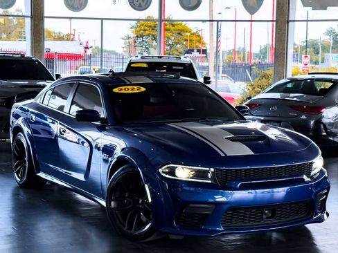 Used 2022 Dodge Charger Scat Pack image 2