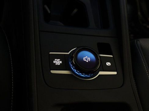 New 2026 Volkswagen Tiguan SE image 12