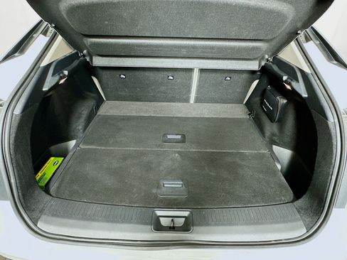 Used 2023 Nissan Ariya FWD image 28