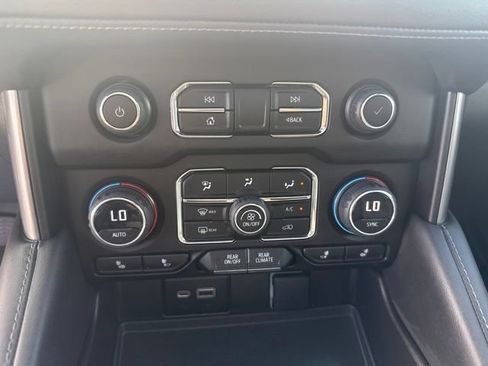 Used 2023 Chevrolet Tahoe LT AWD/4WD image 19