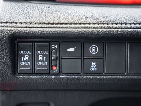 Used 2023 Honda Odyssey Sport image 40