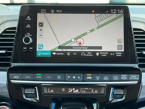 Used 2025 Honda Odyssey Elite image 14