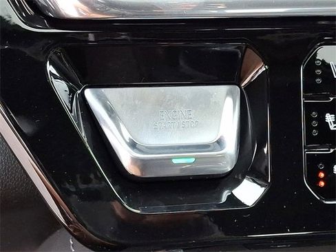 New 2026 GMC Sierra 1500 Denali w/ Denali Reserve Package image 16