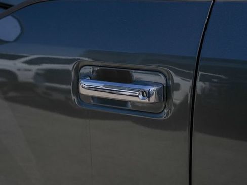 Used 2018 Ford F350 Lariat w/ Chrome Package AWD/4WD image 15