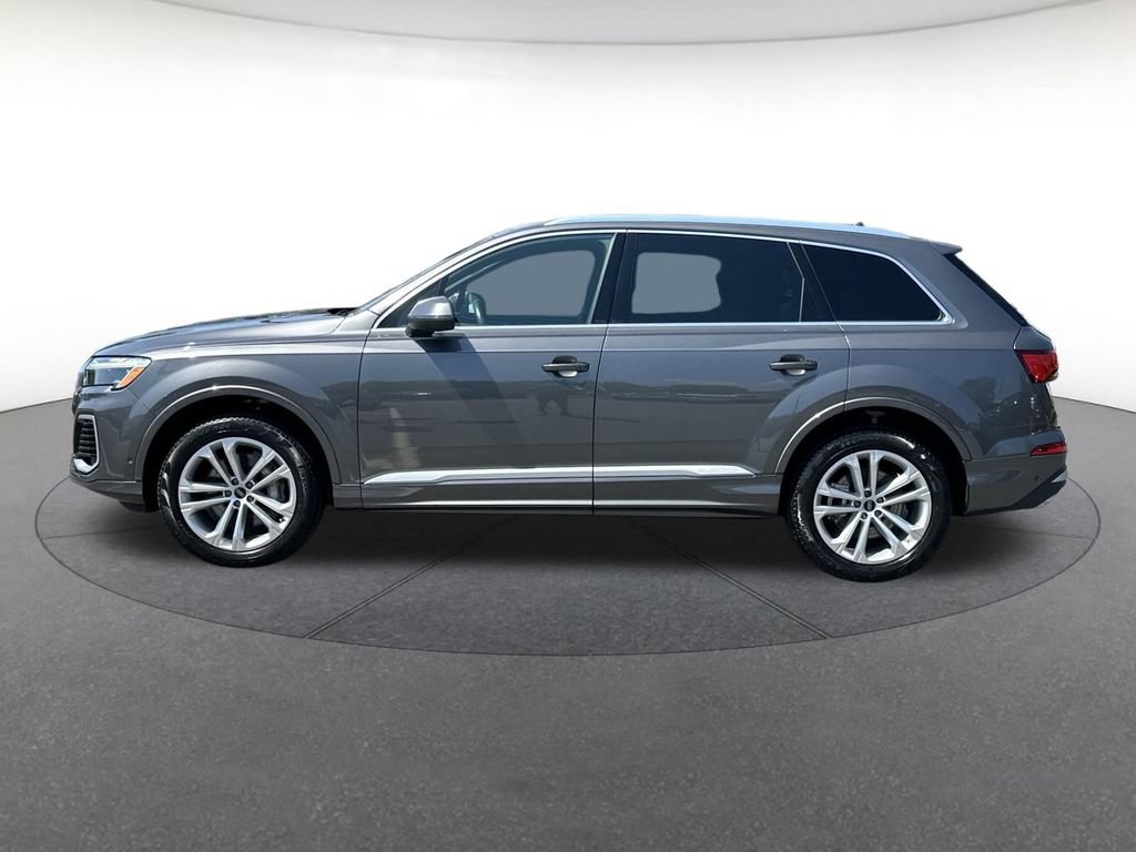 Used 2025 Audi Q7 3.0T Premium Plus AWD/4WD image 2