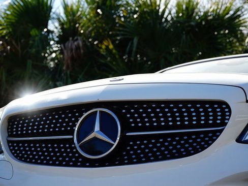 Used 2020 Mercedes-Benz C 300 Cabriolet w/ AMG Line image 4