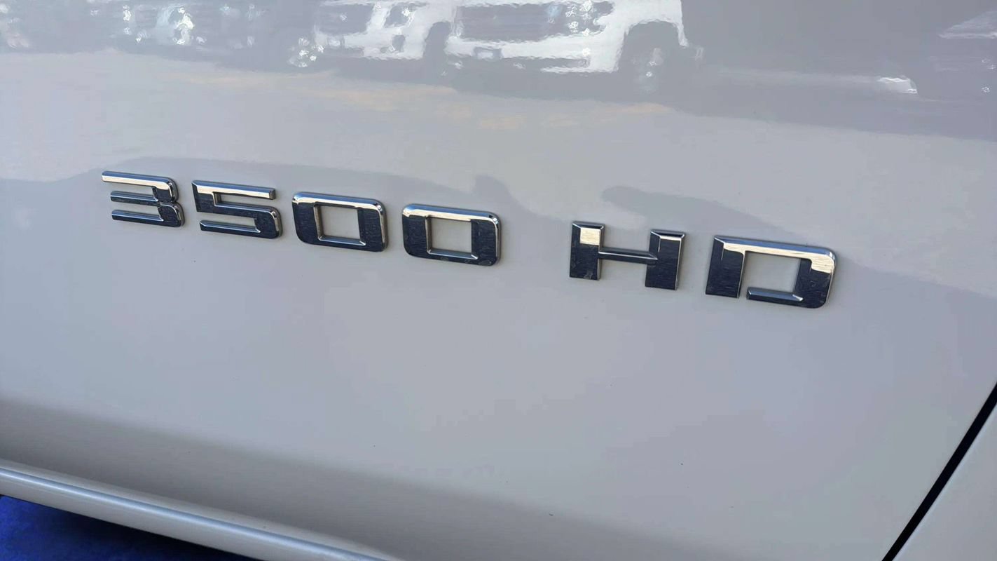 Used 2025 Chevrolet Silverado 3500 W/T AWD/4WD image 19