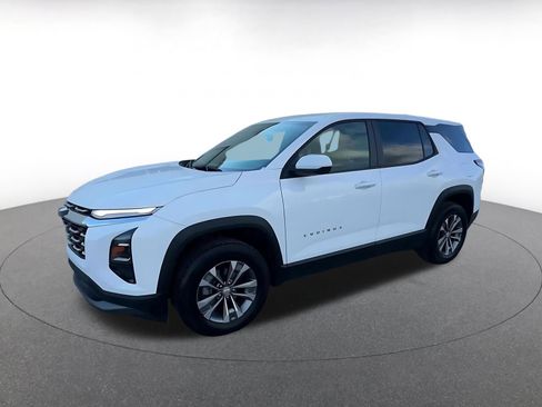 Used 2025 Chevrolet Equinox LT image 8