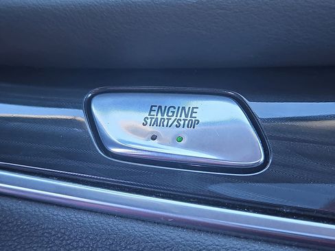 Used 2018 Buick Enclave Premium w/ Experience Buick Package image 25