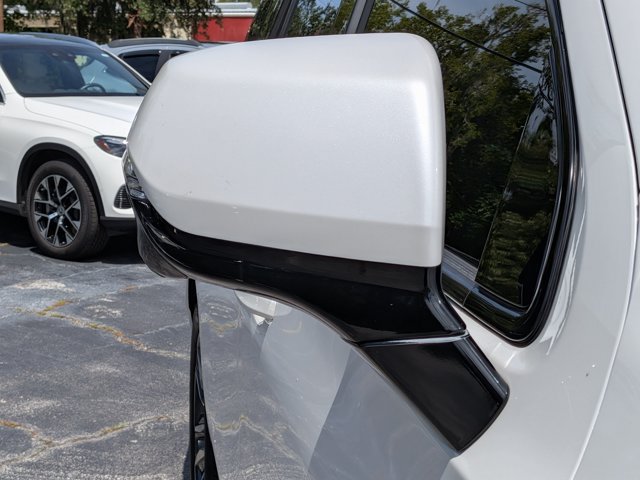 Certified 2022 Cadillac Escalade Sport Platinum RWD image 11