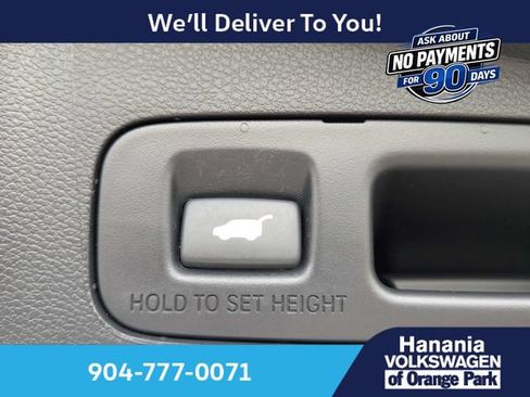 Used 2020 Honda CR-V Touring image 13