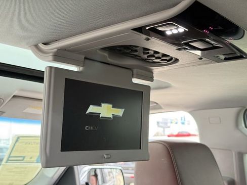 Used 2019 Chevrolet Tahoe Premier w/ Premier Plus Edition image 27