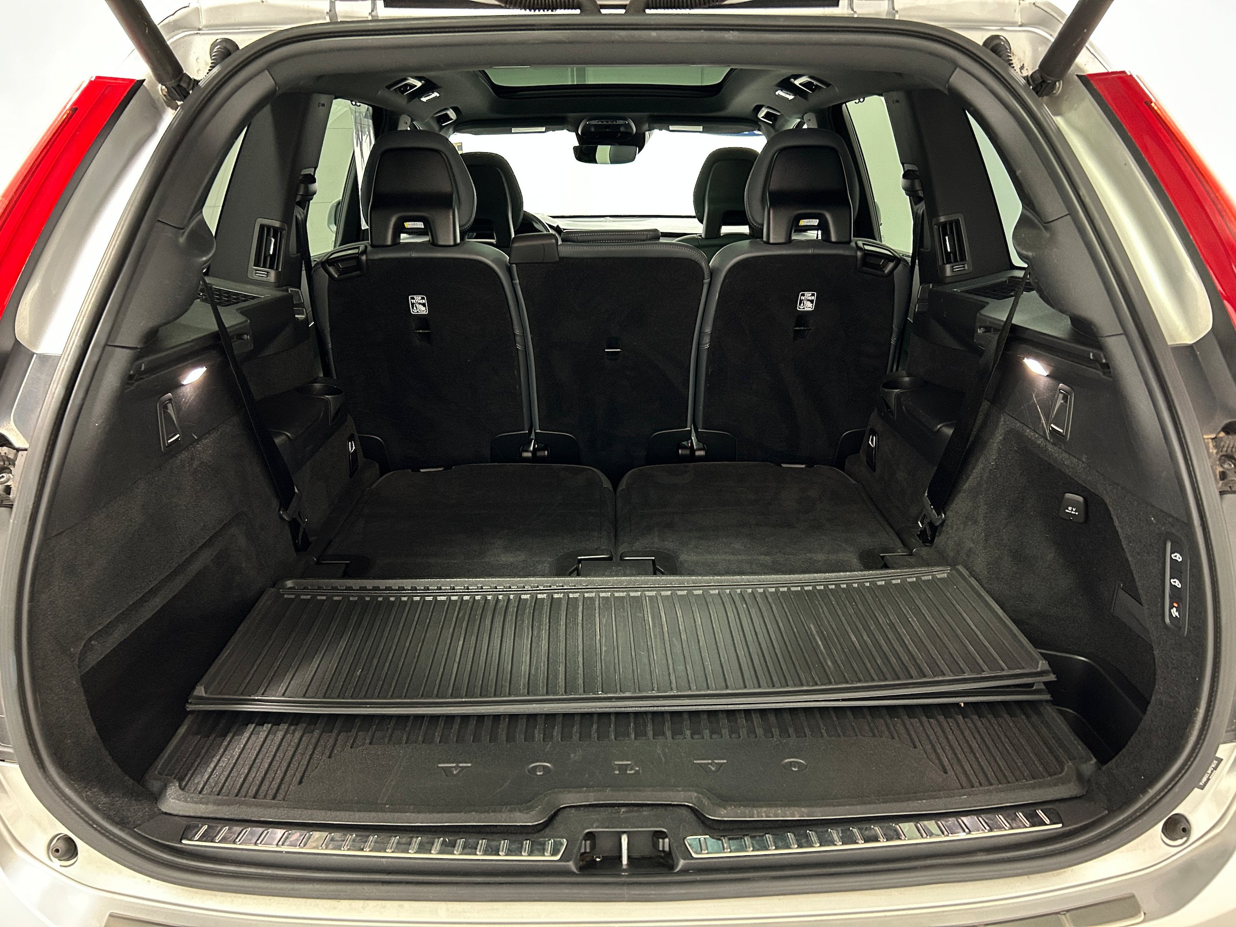 Used 2021 Volvo XC90 T8 Inscription AWD/4WD image 35