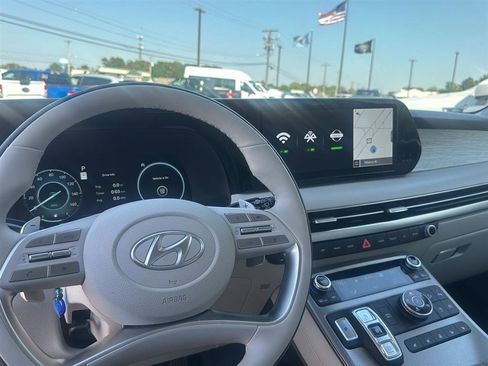 Used 2025 Hyundai Palisade Calligraphy AWD/4WD image 15