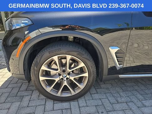 Used 2024 BMW X5 sDrive40i w/ Premium Package RWD image 2