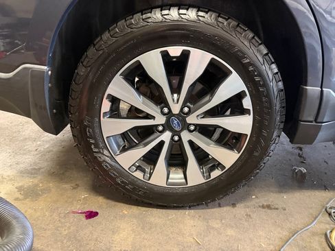 Used 2017 Subaru Outback 2.5i Limited AWD/4WD image 26