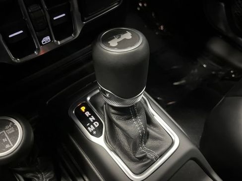 Used 2024 Jeep Wrangler High Altitude image 21