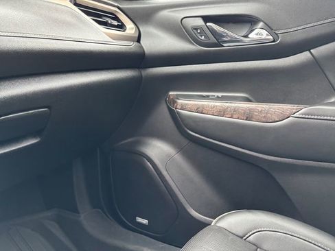 Used 2023 GMC Acadia Denali image 18