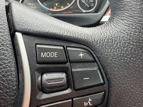 Used 2014 BMW 328i xDrive Sedan AWD/4WD image 13