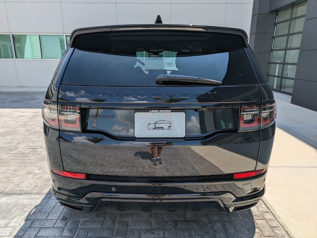 New 2026 Land Rover Discovery Sport Landmark AWD/4WD image 6