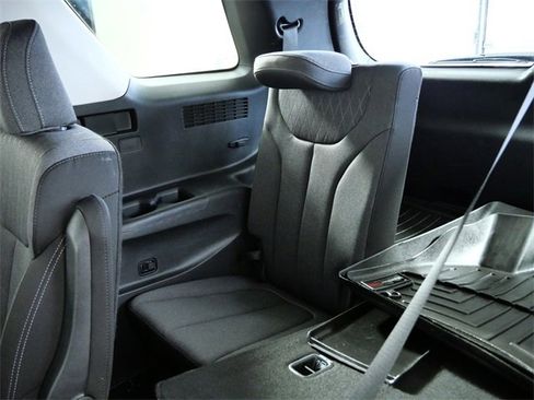 Used 2021 Hyundai Palisade SEL w/ Convenience Package image 15