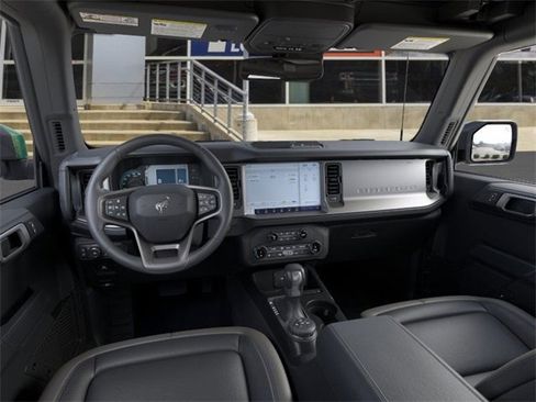 New 2025 Ford Bronco Outer Banks image 9