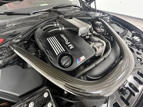 Used 2016 BMW M4 Convertible image 46