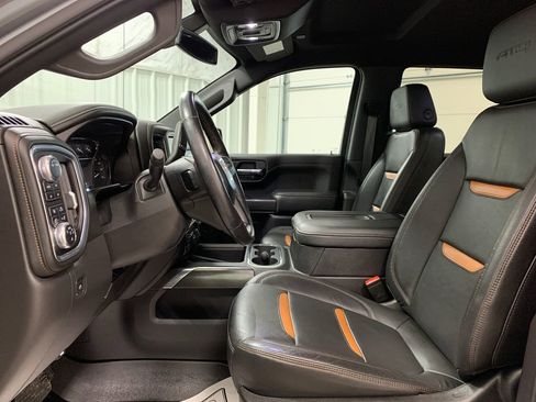 Used 2021 GMC Sierra 1500 AT4 w/ AT4 Preferred Package image 16