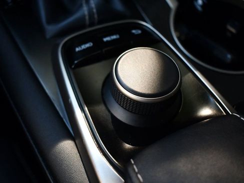 Used 2019 Lexus RX 350 AWD w/ Accessory Package image 34