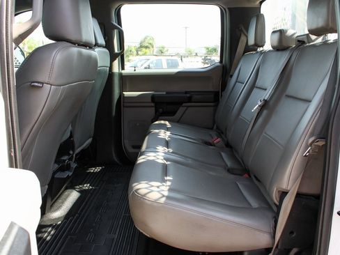 Used 2018 Ford F450 XL w/ Trailer Tow Package image 35