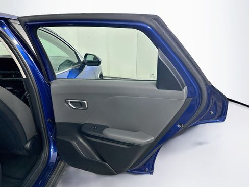 Used 2025 Kia K4 FWD image 30