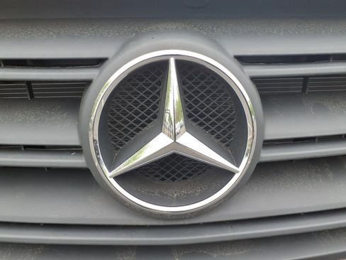 New 2025 Mercedes-Benz Sprinter 2500 image 9