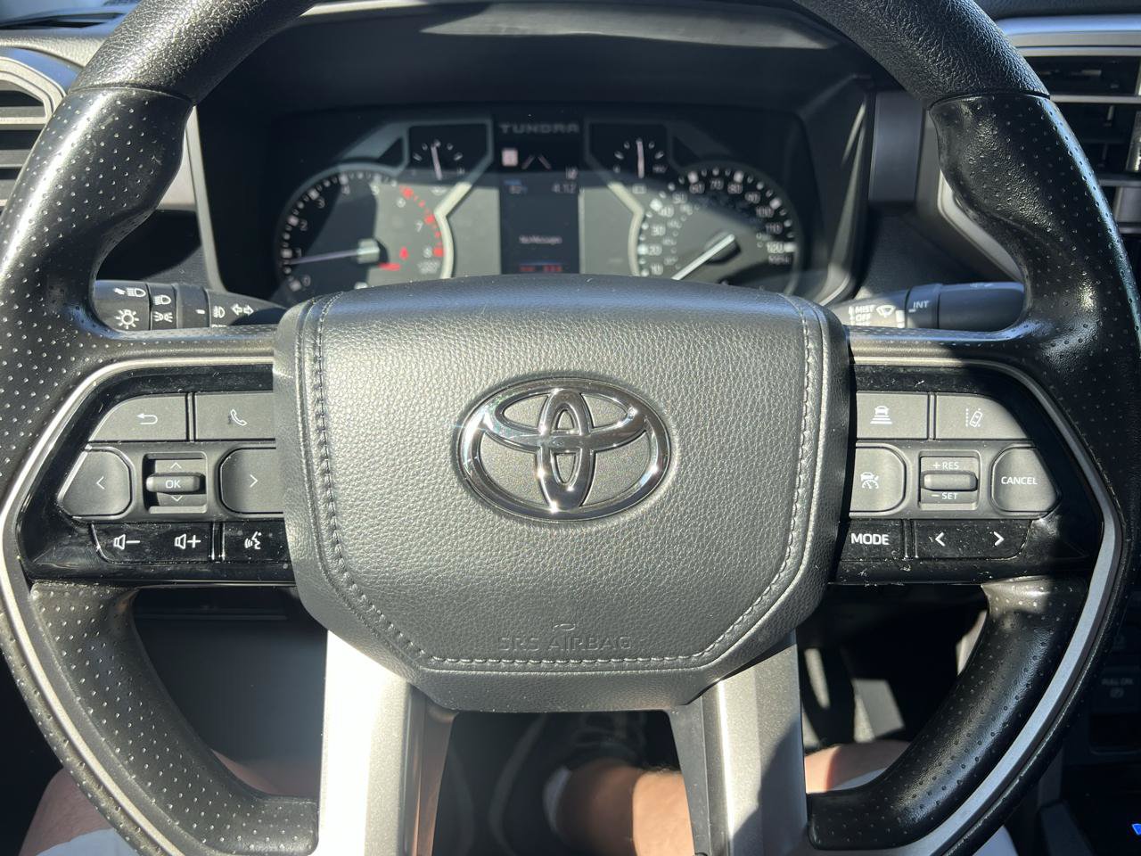 Used 2023 Toyota Tundra SR5 w/ SR5 Convenience Package AWD/4WD image 15