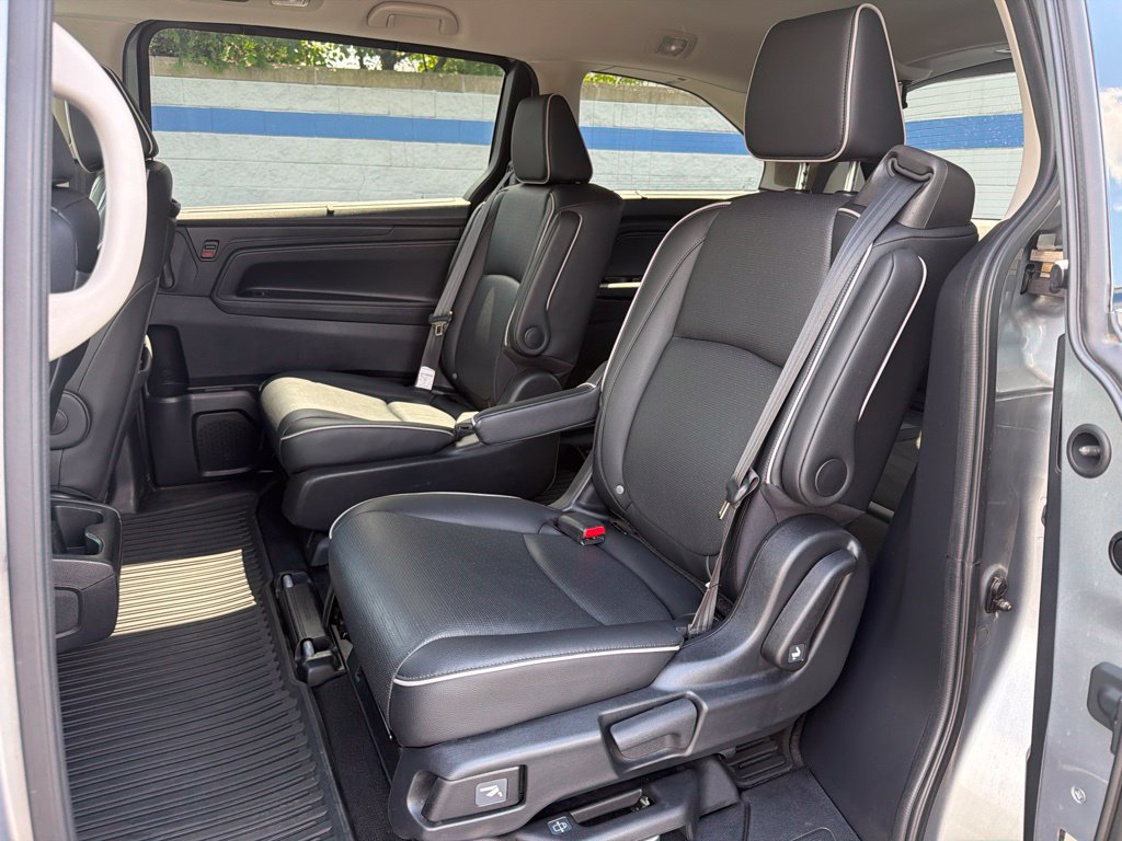 Certified 2025 Honda Odyssey Elite image 19