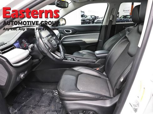 Used 2022 Jeep Compass Latitude w/ Convenience Group FWD image 14