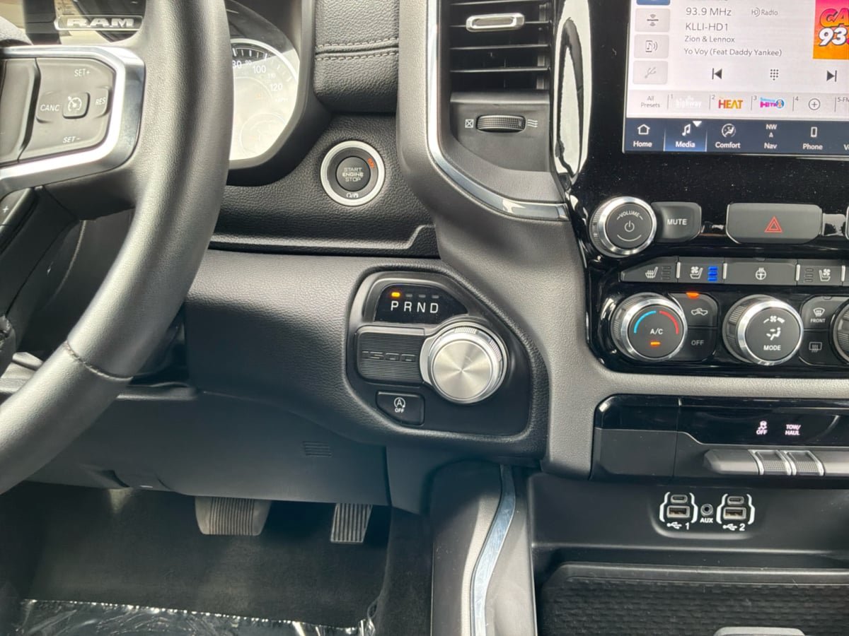 Used 2024 RAM 1500 Laramie RWD image 16