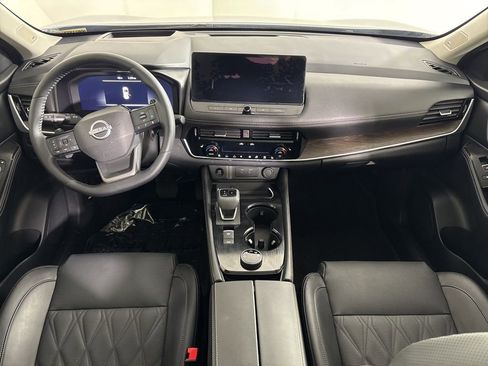 Certified 2025 Nissan Rogue Platinum w/ Platinum Premium Package image 14