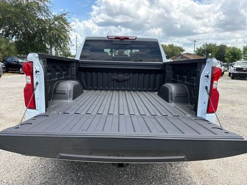 New 2026 Chevrolet Silverado 1500 High Country AWD/4WD image 13