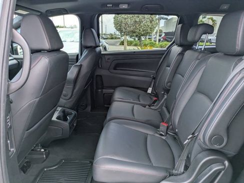 Certified 2023 Honda Odyssey Sport image 14