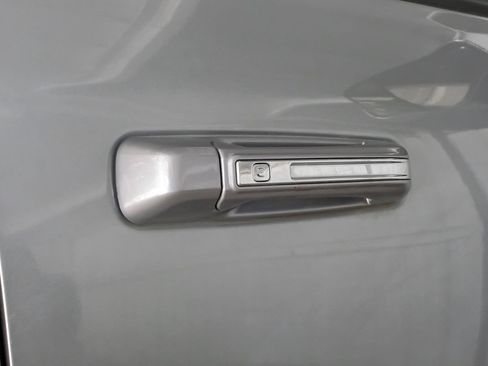 Used 2022 RAM 3500 Laramie AWD/4WD image 41