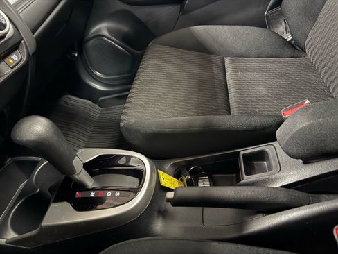 Used 2019 Honda Fit EX image 15