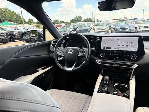 Used 2023 Lexus RX 350 Premium Plus w/ Cold Area Package FWD image 38