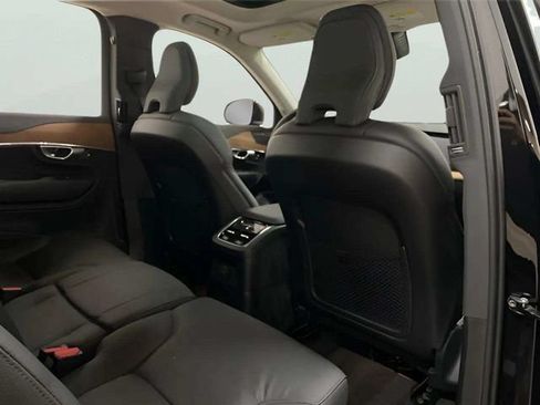 Used 2024 Volvo XC90 T8 Plus w/ Protection Package Premier AWD/4WD image 25