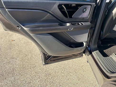 Used 2024 Lincoln Aviator Reserve w/ Jet Package image 11