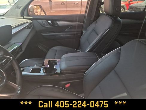 Used 2026 Buick Enclave Preferred FWD image 27